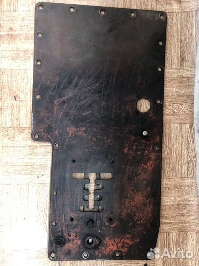 Т-25Крышка от коробки передач