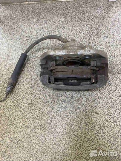 Суппорт тормозной передний левый Peugeot 307