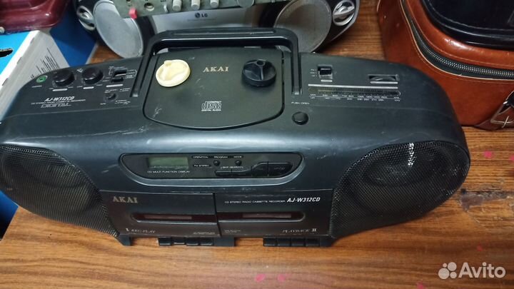 Магнитофон Akai. Обмен
