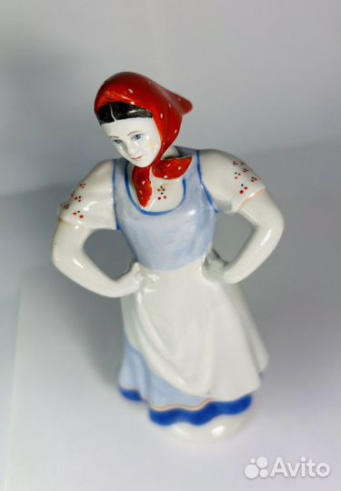 Фарфоровая статуэтк лфз