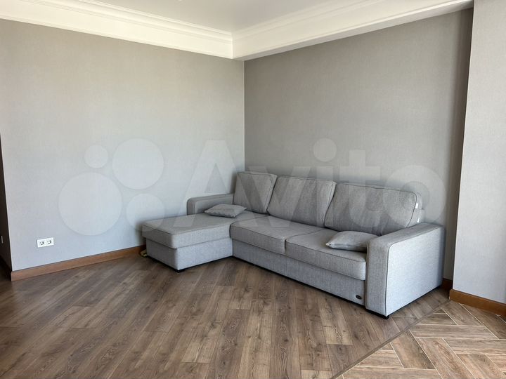 3-к. квартира, 101 м², 5/10 эт.