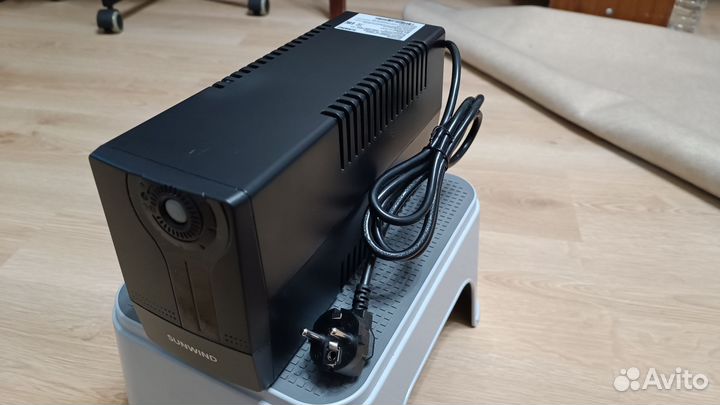 Источник бесперебойного питания SunWind SW850