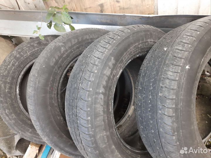 Dunlop Grandtrek MT1 225/60 R17