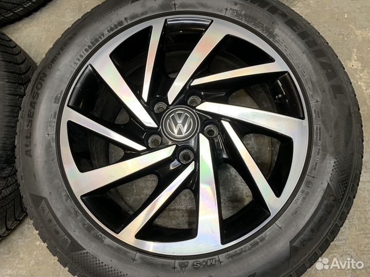 Колеса зимние оригинал Volkswagen caravelle r17