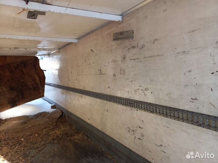 Полуприцеп термос