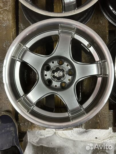 Комплект литых дисков 5х100