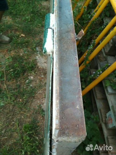 Дверь железная