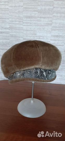 Берет женский из меха