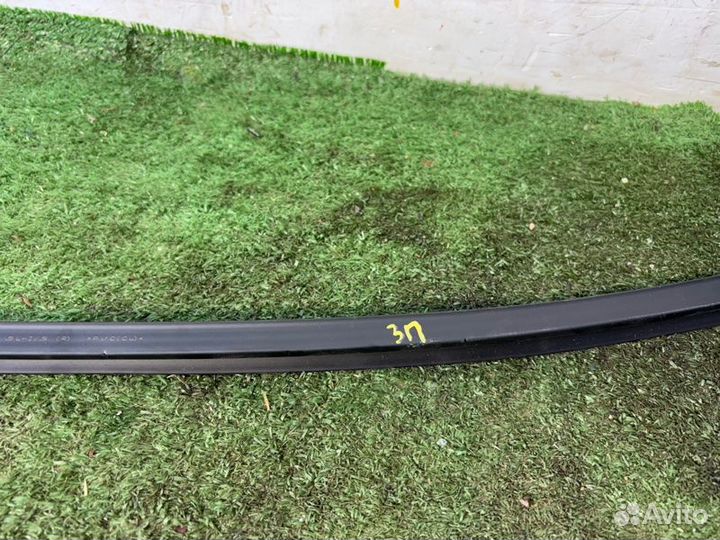 Бархотка внутренняя задняя правая Kia Sportage