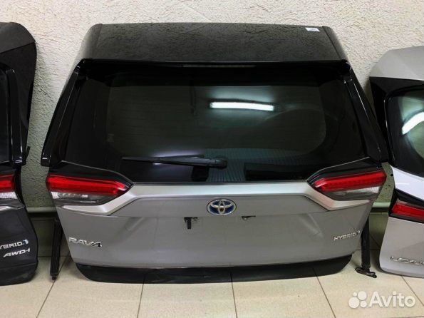Крышка багажника Toyota RAV4 XA50