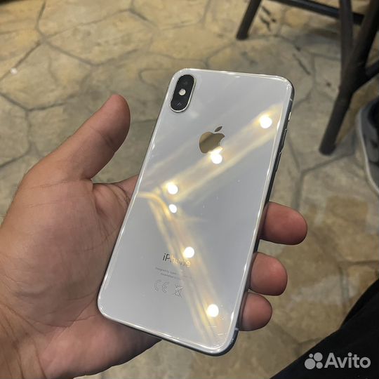 iPhone X, 64 ГБ
