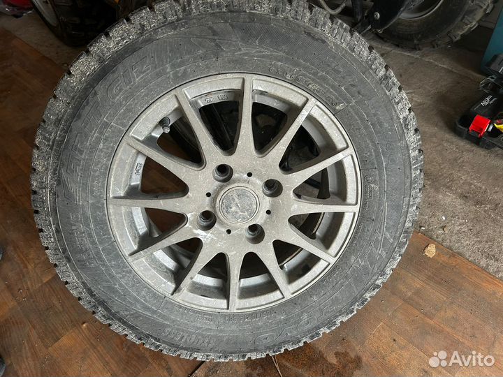 Toyo 310 185/70 R14 90B