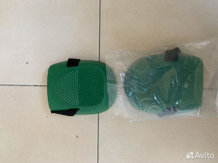 Наколенники