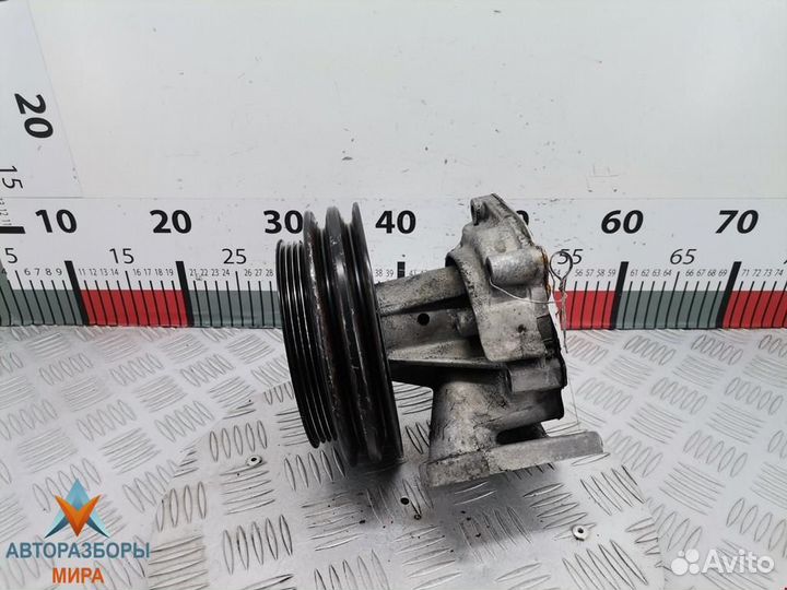 Помпа Mitsubishi L200 3 2002