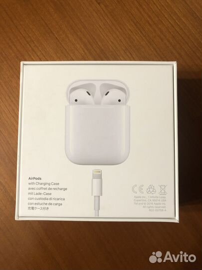 Наушники airPods