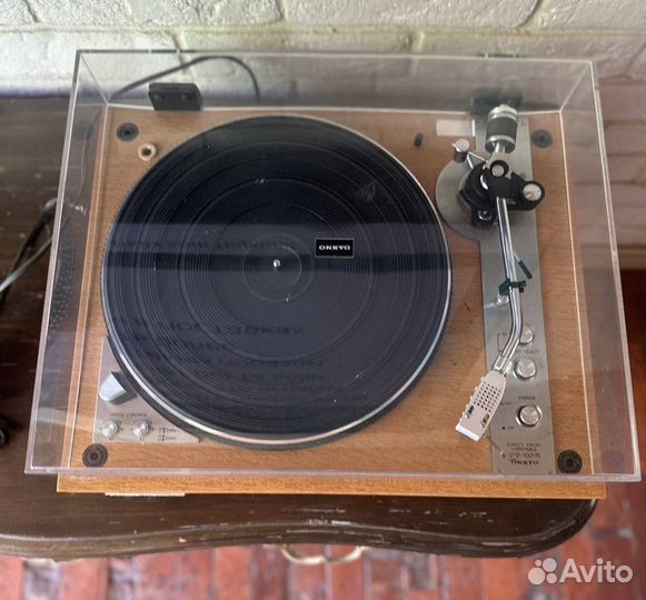 Проигрыватель винила