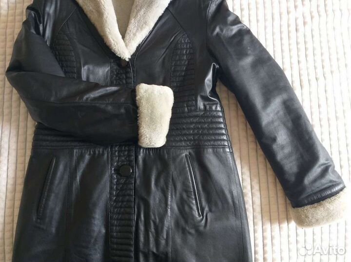 Дубленка женская натуральная 46-48 размер
