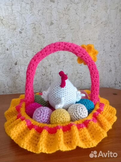 Вязаная курочка пасхальная