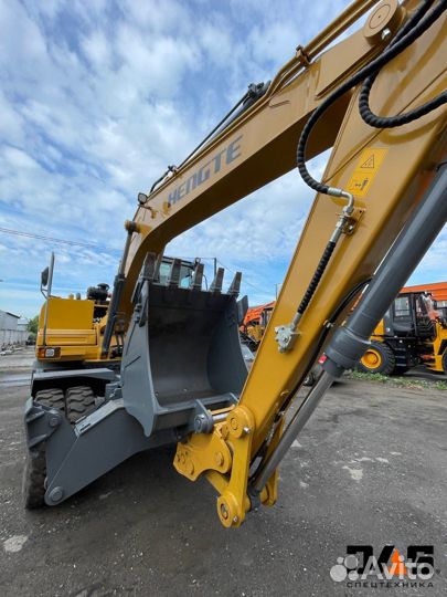 Колёсный экскаватор HENGTE HT160W, 2023