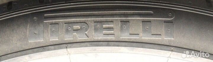 Pirelli P Zero PZ4 315/30 R21