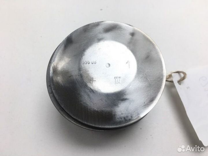 Поршень Audi A6 4B2 AGA 1998