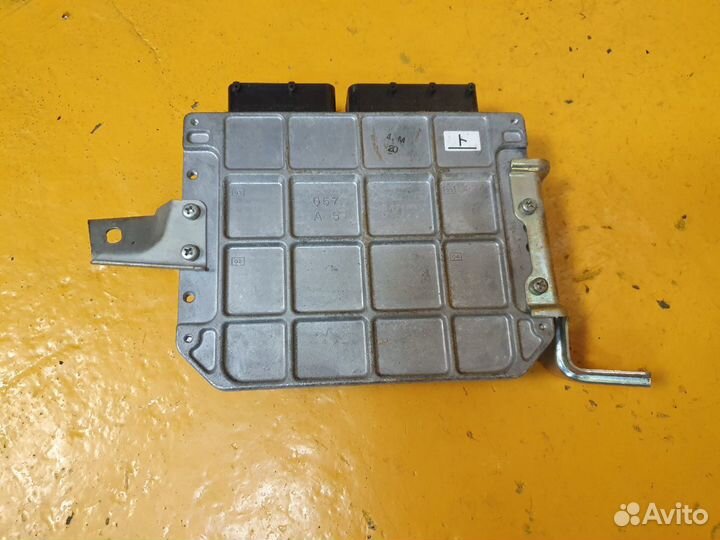Блок управления двс EFI эбу 2.4 2AZ-FXE 2azfxe toy