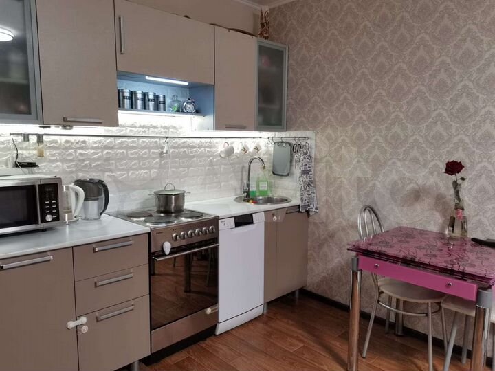 1-к. квартира, 33 м², 1/4 эт.