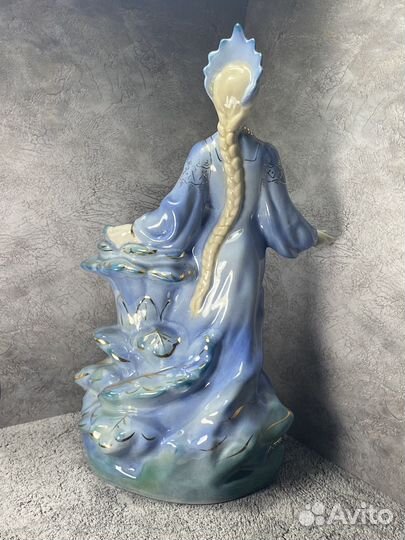 Фарфоровая статуэтка Хозяйка медной горы, Гжель