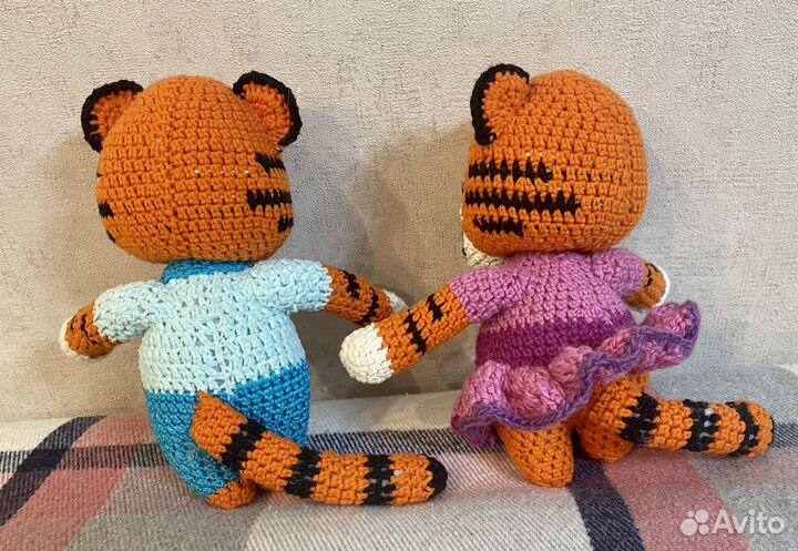 Игрушки вязаные крючком Тигрята