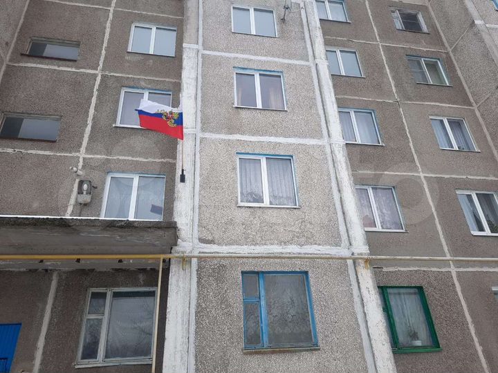 3-к. квартира, 60 м², 2/5 эт.