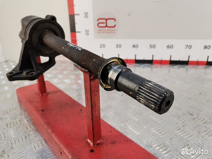 Полуось передняя правая (приводной вал, шрус)