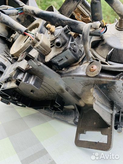 Фара Micubishi lancer 10