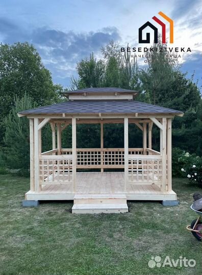 Беседка из сосны. Доставка