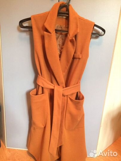 Жилет женский безрукавка