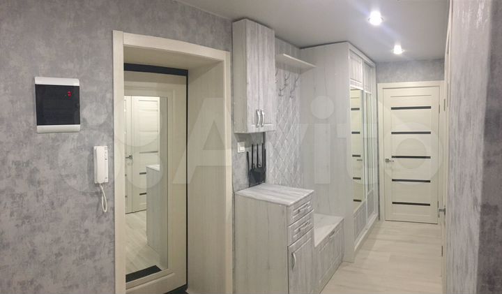 2-к. квартира, 47 м², 3/10 эт.