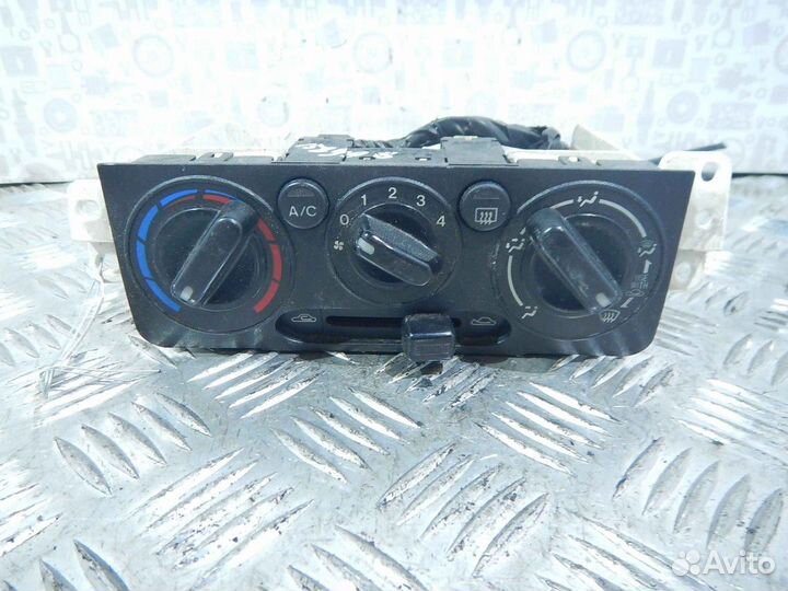 Блок управления печки / климат-контроля Mazda