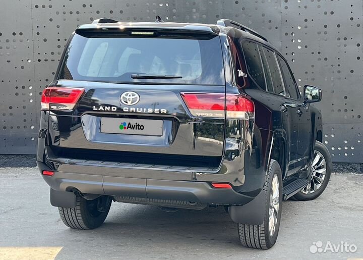 Toyota Land Cruiser 3.3 AT, 2022, 69 км