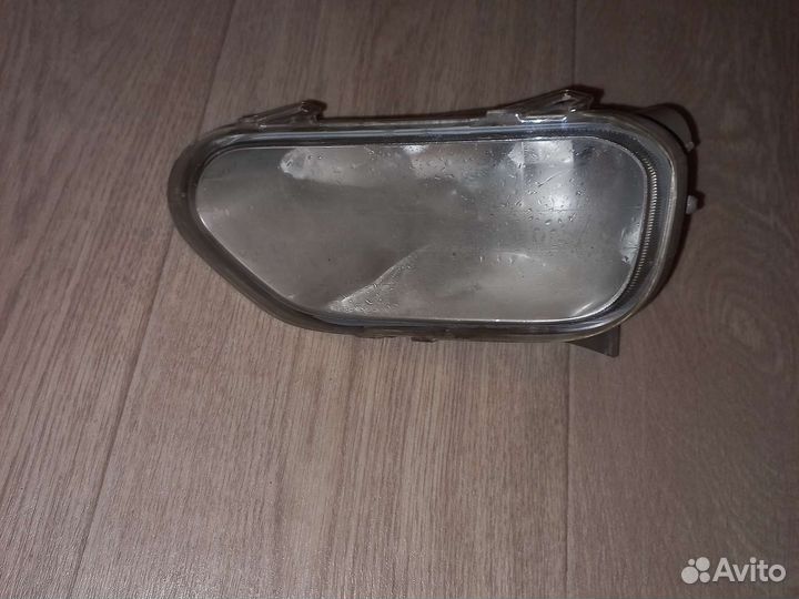 Противотуманная фара на Honda CR-V 2 RD5