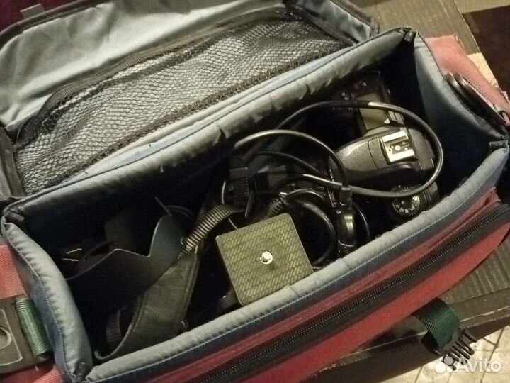 Nikon D70 +Nikkor 18-70mm 1:3.5-4.5G + сумка