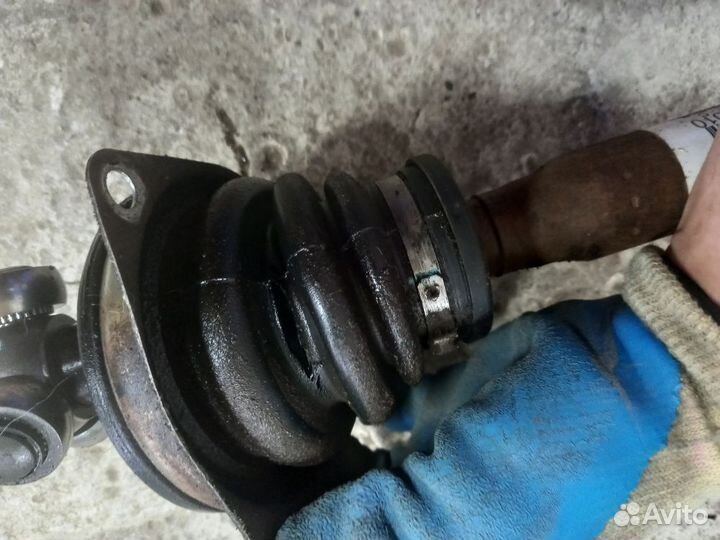 Привод передний левый Renault Logan I (2004—2009)