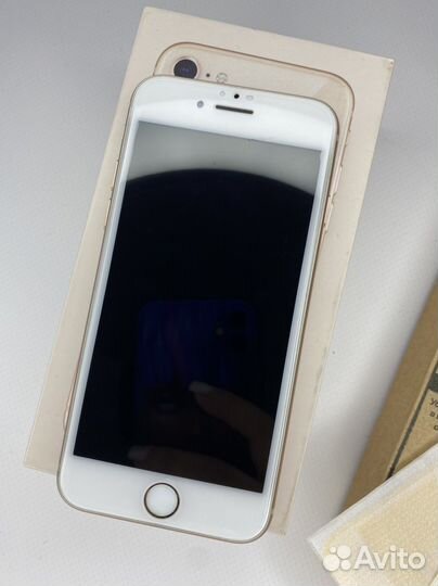 Телефон iPhone 8 64 gb