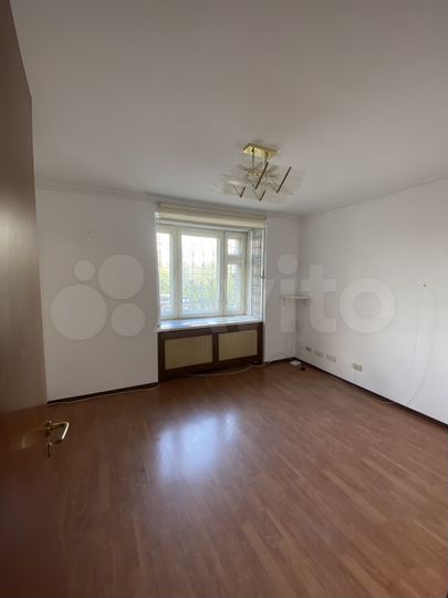 Салон, офис, магазин на 1 линии, 60 м²