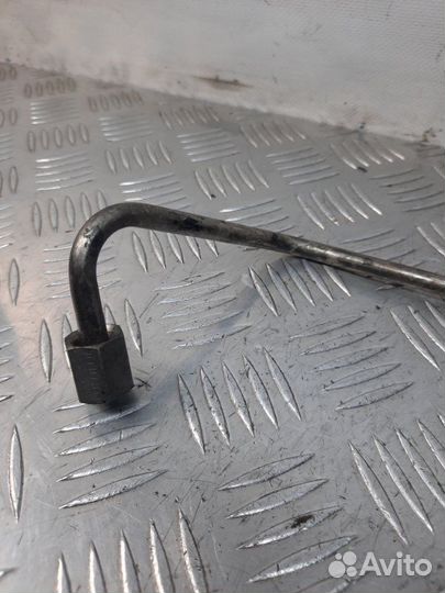 Масляная трубка турбины Volkswagen Golf хэтчбек