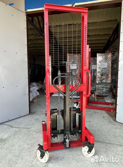 Штабелёр 1000 кг B 411