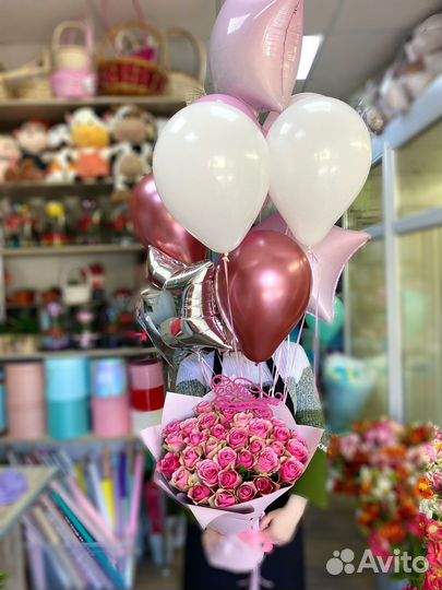 Букет из 51 розы в оформлении