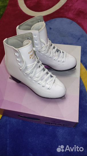 Фигурные коньки graf