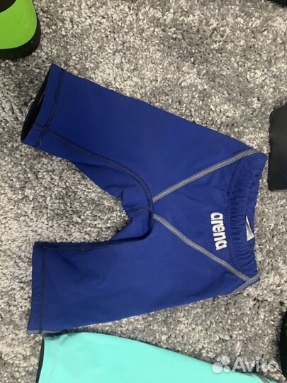 Плавательные принадлежности