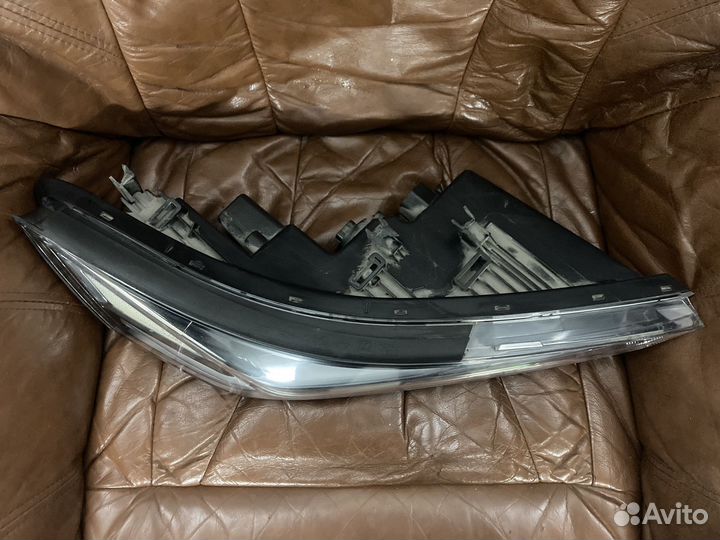 Фара правая Xyundai Santafe