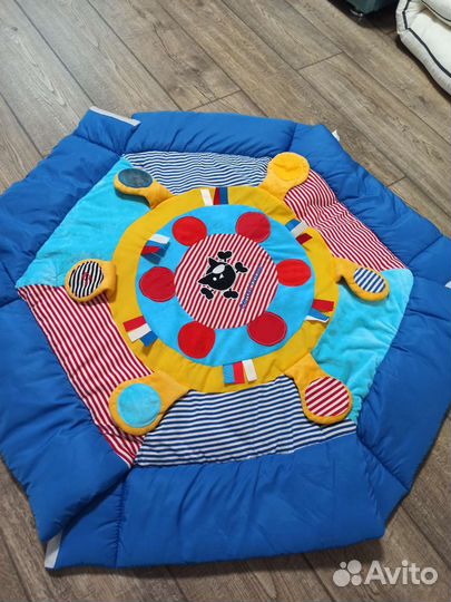 Развивающий коврик