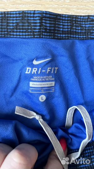 Новые шорты Nike